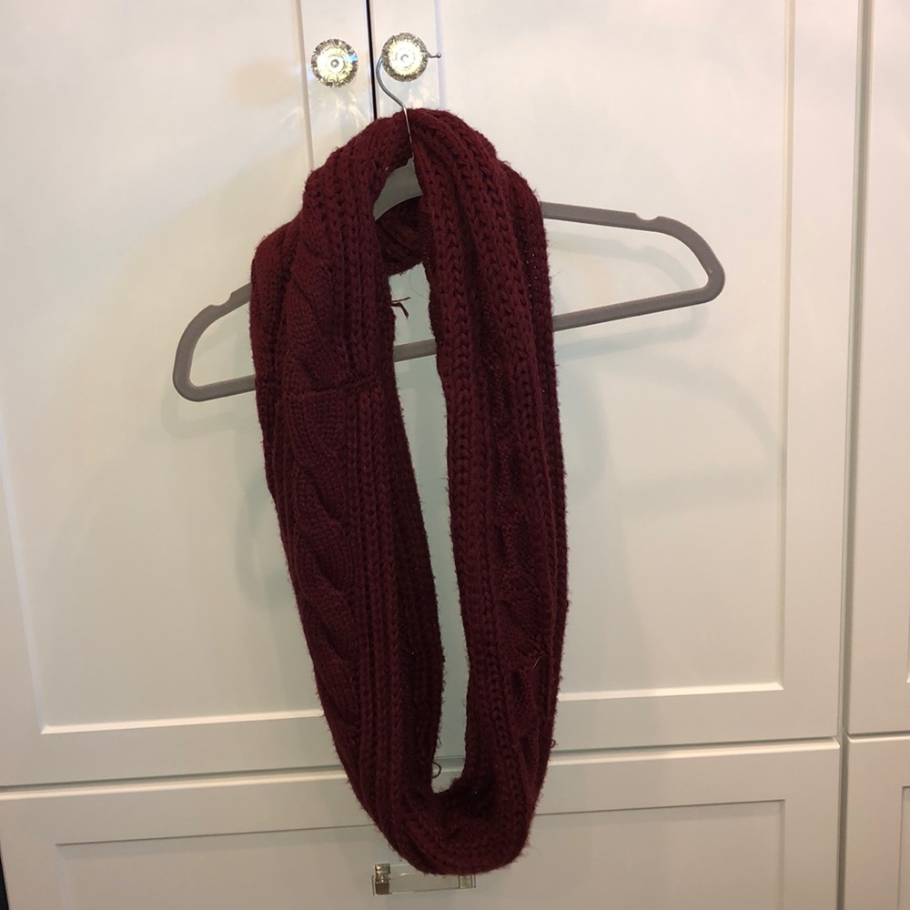 Red scarf Abercrombie